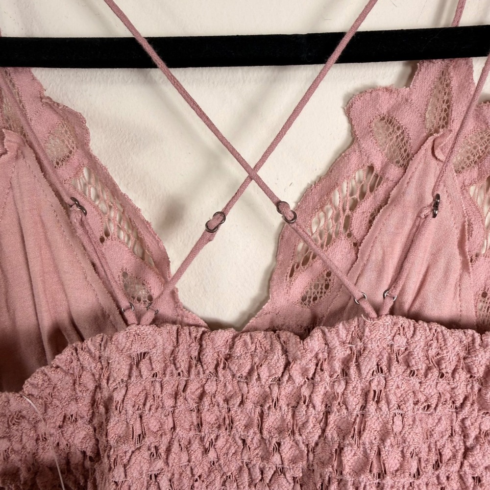 Free People Mauve Lace Ruffle Cami Top Smocked Back XS F19L04406 - Picture 4 of 7